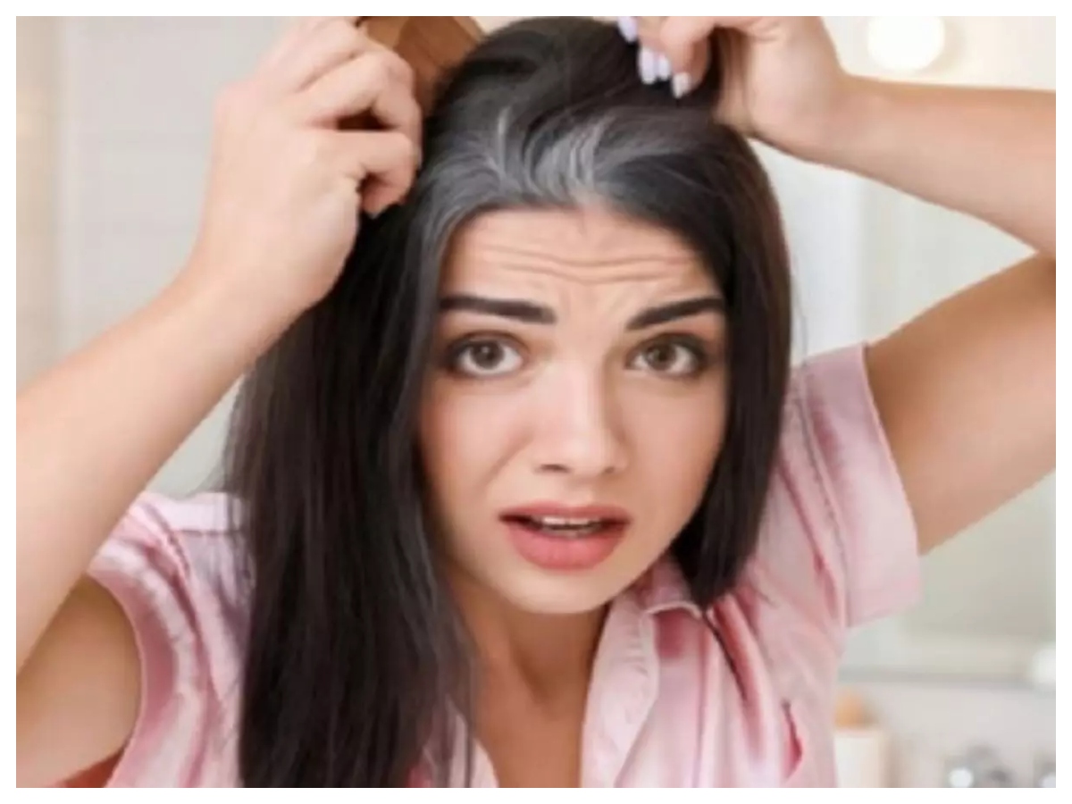 Hair problems: समय से पहले सफेद हो रहे हैं बाल? सही देखभाल से रोकें सफेदी,अपनाएं ये आसान उपाय - Photo Gallery