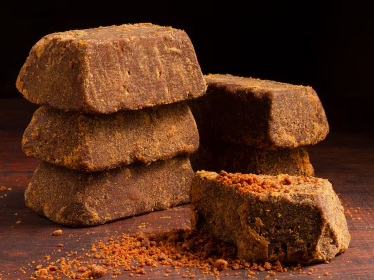 Hanuman Jayanti 2026: आज हनुमान जयंती के दिन जरूर दान करें ये 7 चीजें, घर में आएगा Good Luck! - Photo Gallery