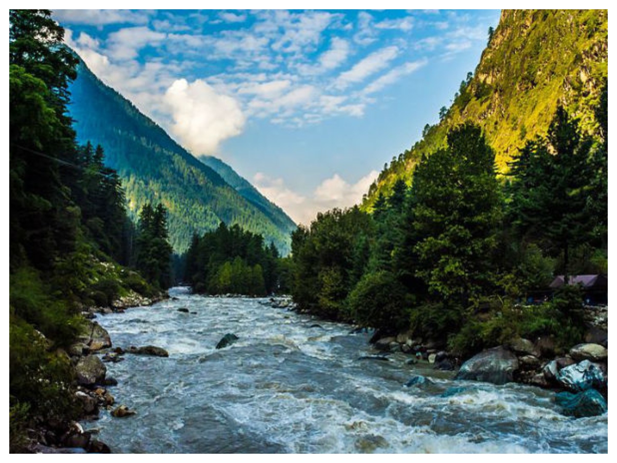 Himachal Day 2026: जानिए कैसे 30 रियासतों के विलय से बना हिमाचल प्रदेश और क्यों 15 अप्रैल है खास - Photo Gallery