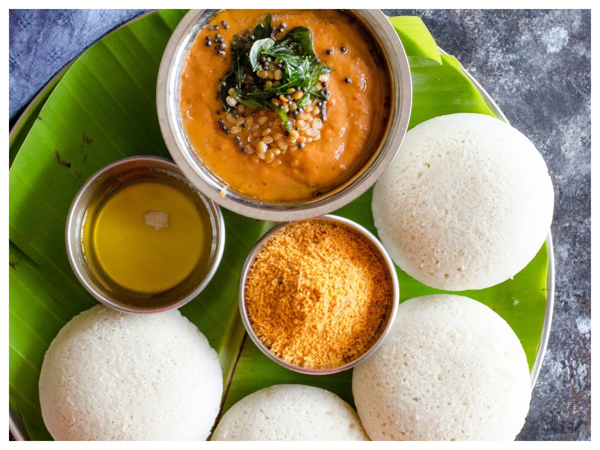 Idli history: क्या आप जानते हैं? इडली का विदेशी कनेक्शन, कैसे राजाओं के साथ भारत पहुंची ये खास डिश - Photo Gallery
