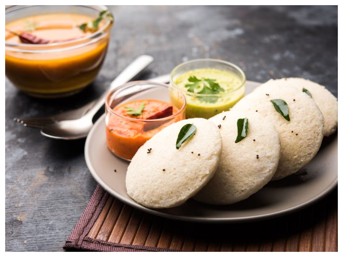Idli history: क्या आप जानते हैं? इडली का विदेशी कनेक्शन, कैसे राजाओं के साथ भारत पहुंची ये खास डिश - Photo Gallery