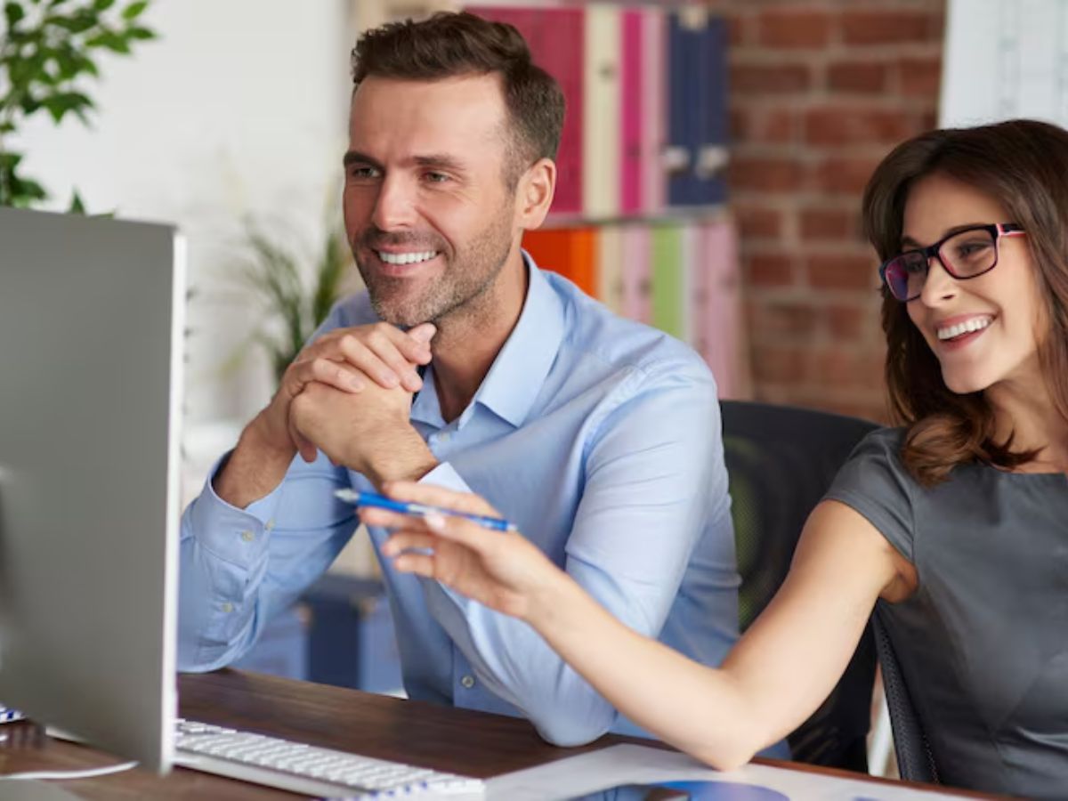 New Labour Code:  क्या सच में 1 साल नौकरी करने पर मिलेगी ग्रेच्युटी, जानें किन लोगों के लिए है ये नियम? - Photo Gallery