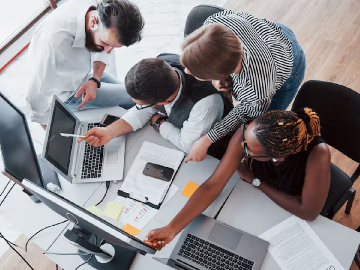 New Labour Code:  क्या सच में 1 साल नौकरी करने पर मिलेगी ग्रेच्युटी, जानें किन लोगों के लिए है ये नियम? - Photo Gallery