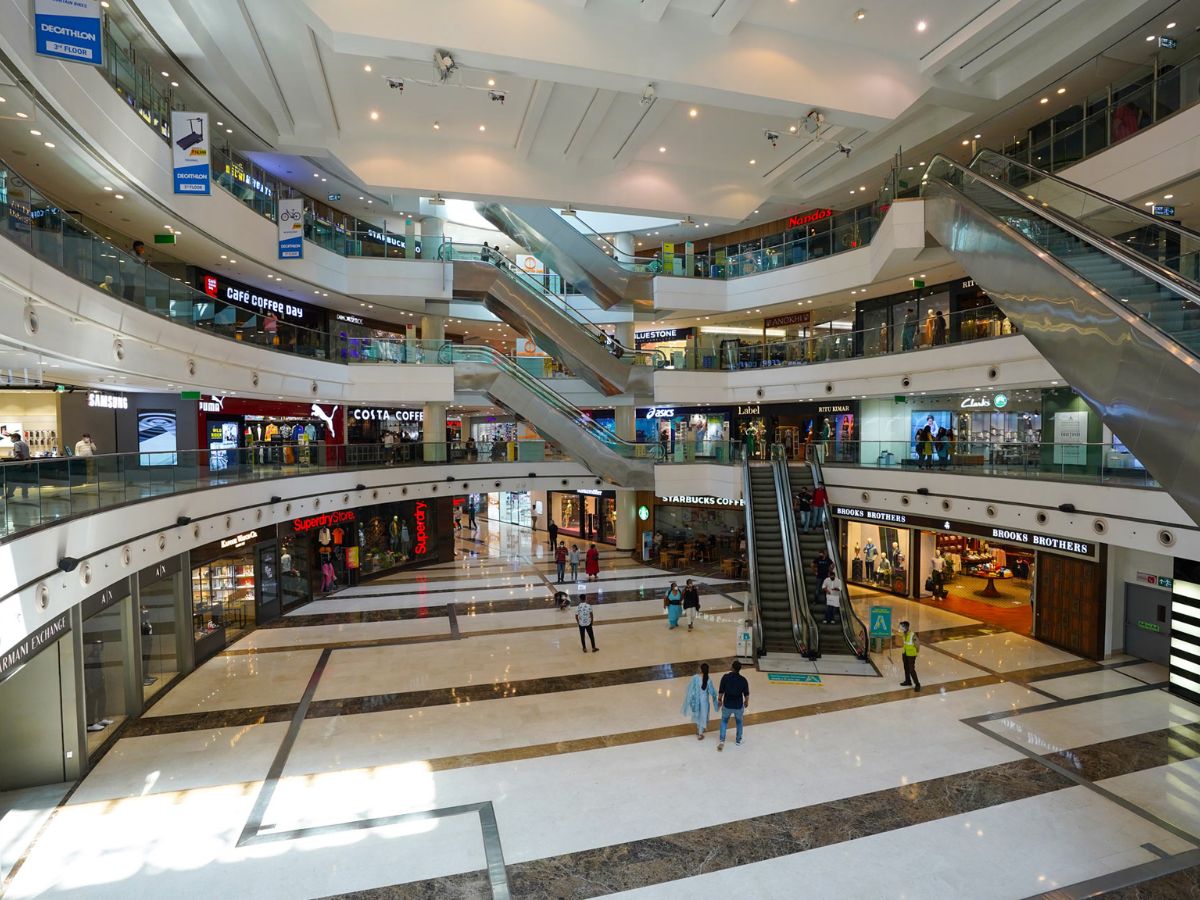 Noida Shopping Guide: इस संडे जरूर विजिट करें, नोएडा की ये शानदार मार्केट, 200-300 मे मिलेगा सबकुछ - Photo Gallery