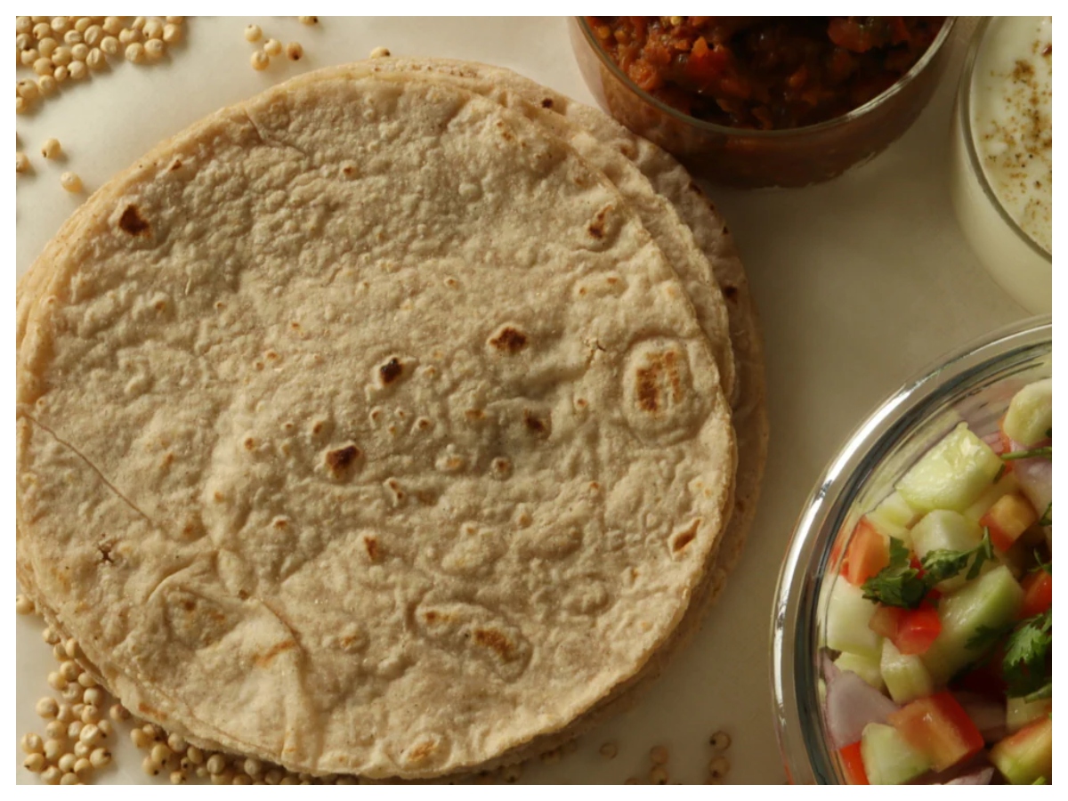 Summer diet tips: गर्मियों में पेट रहेगा ठंडा और साफ! इस अनाज की रोटी बदल देगी आपकी सेहत - Photo Gallery