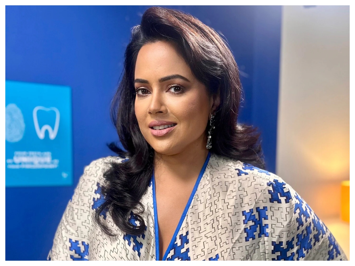 Sameera-reddy-glamour: स्टेटस दिखाने के लिए खरीदे लाखों के बैग और जैकेट, समीरा रेड्डी ने खोला राज - Photo Gallery