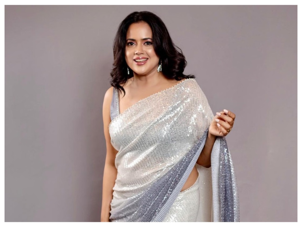 Sameera-reddy-glamour: स्टेटस दिखाने के लिए खरीदे लाखों के बैग और जैकेट, समीरा रेड्डी ने खोला राज - Photo Gallery